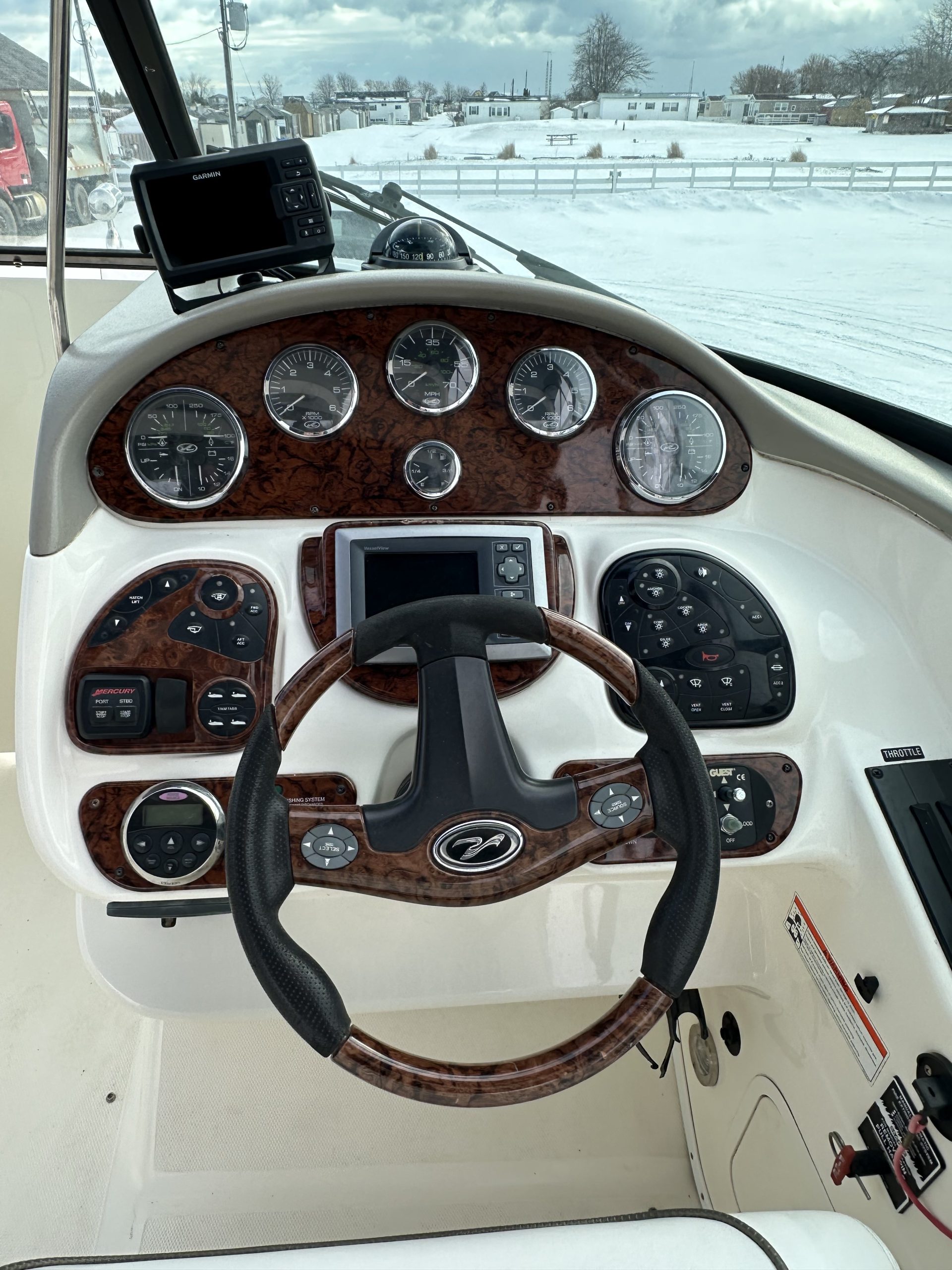 2008 Sea Ray 290 SLX