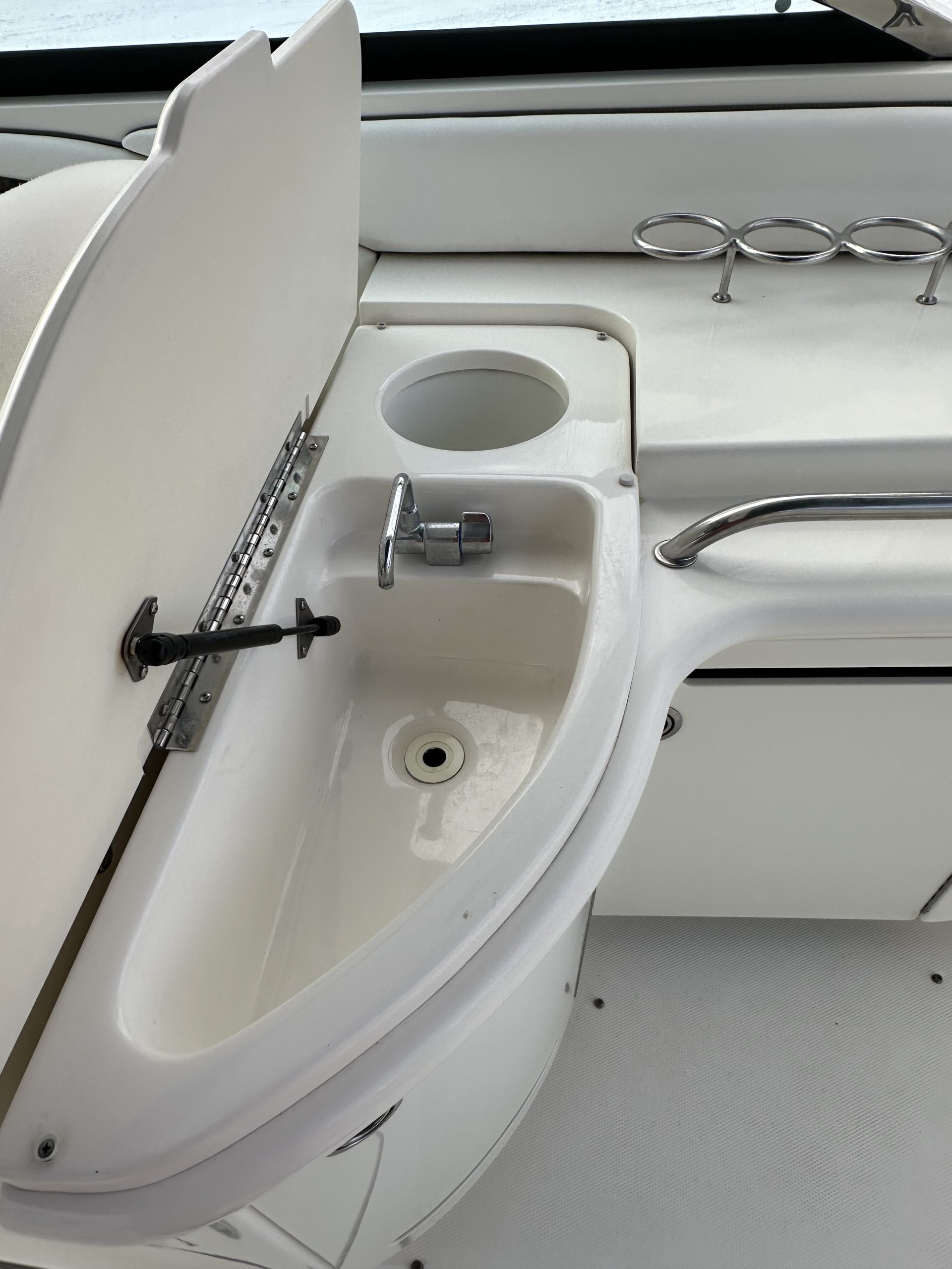 2008 Sea Ray 290 SLX